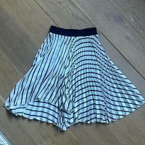 Zara asymmetrical pleated stripe skirt size small